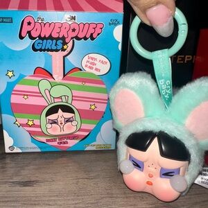 POP MART The Powerpuff Girls Cry Baby Vinyl Face - Bunny Buttercup